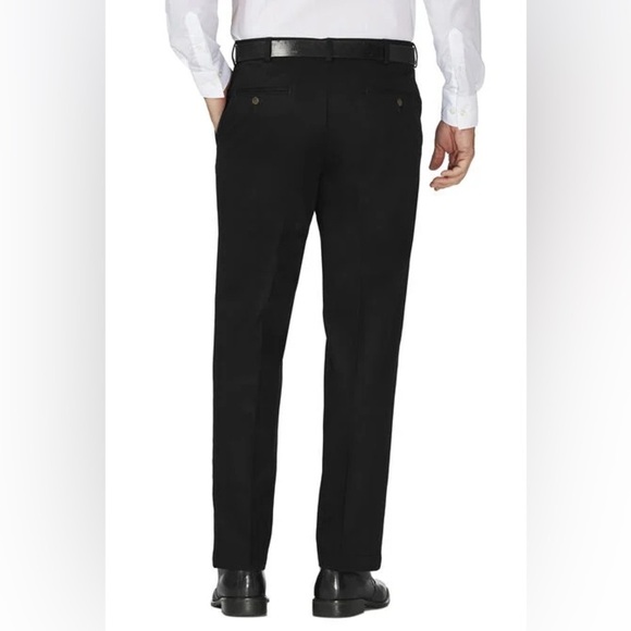 Haggar Men’s Work To Weekend Classic Fit, Flat Front Black Pants, Size 36x34 - Picture 3 of 12